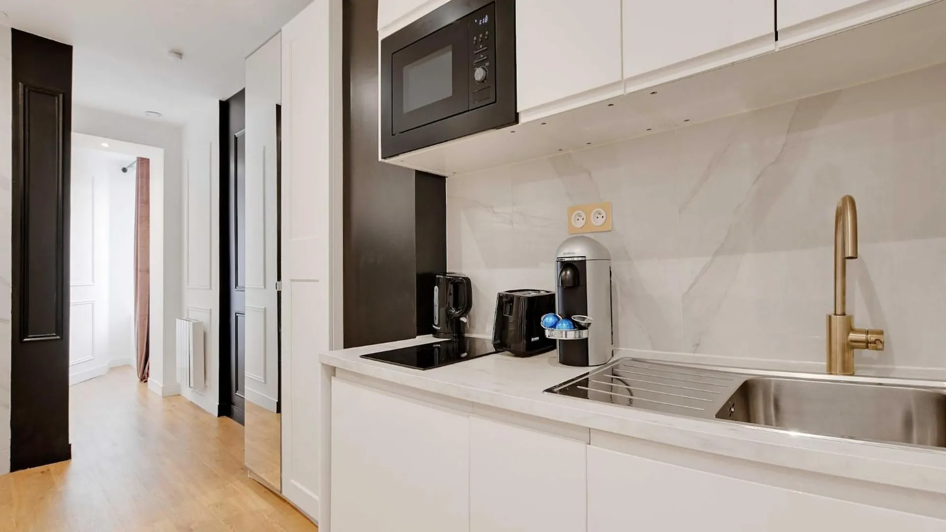 Apartment Comfortable Studio - 1Br 4P - Republique Paris